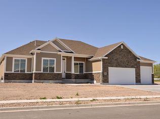 2008 Bonneville Ln, Kaysville, UT 84037