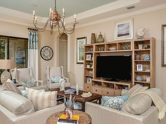 3rd image of 17515 Caravita Ln