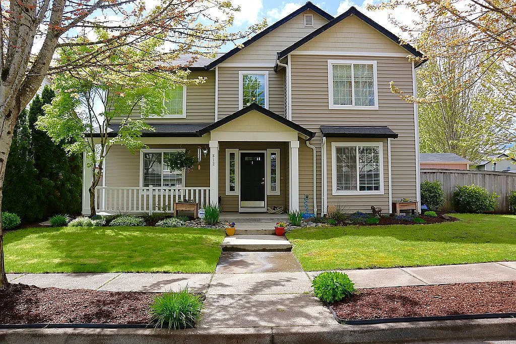 812 NW 14th Ave photo 1