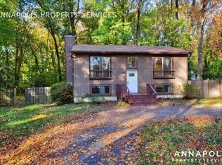 904 Ritchie Rd, Crownsville, MD 21032