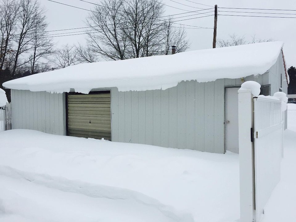 2nd image of 4235 Weber Rd