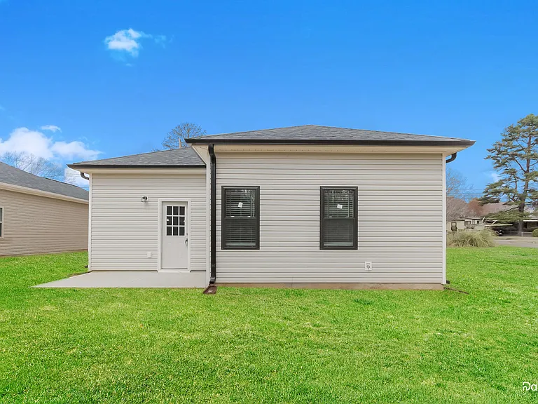 5417 Skycrest Dr — Photo 15
