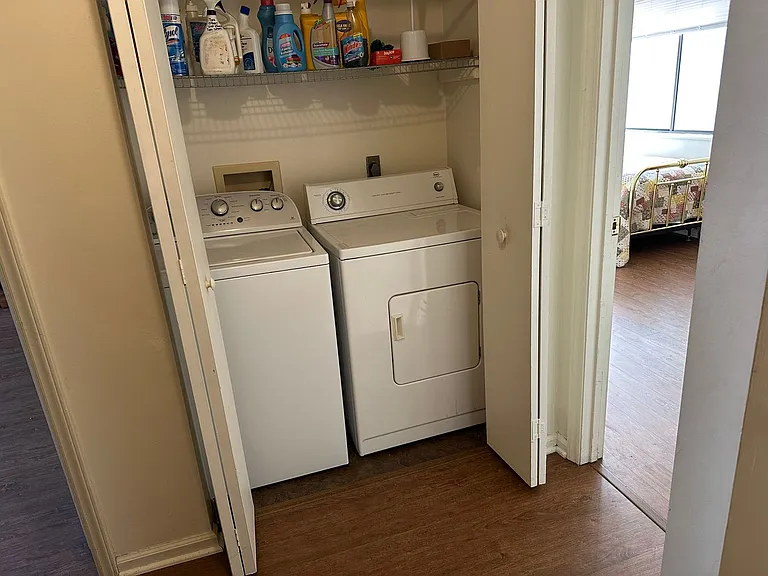 315 Clement St #E — Photo 7