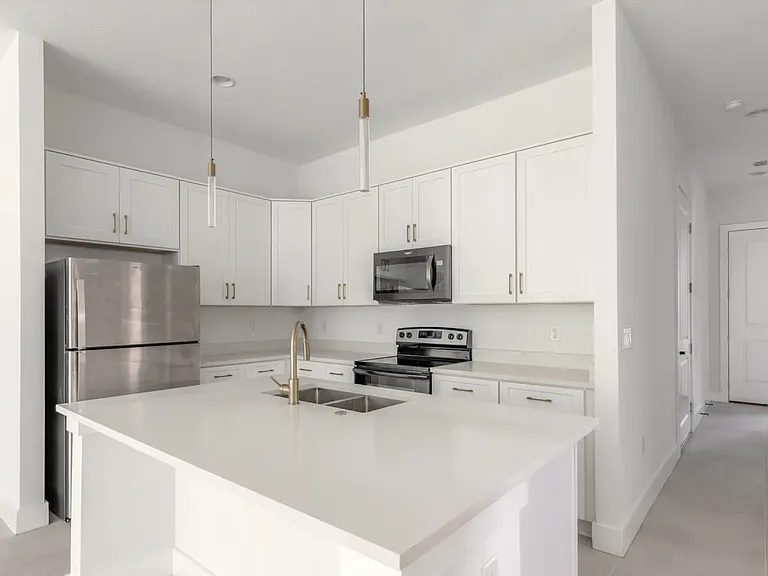 618 N Duss St #1 — Photo 14