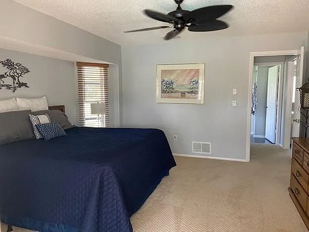 3645 Slayton Ave — Photo 9