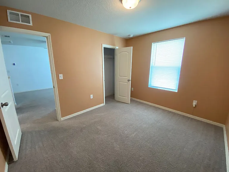 204 Gladiola Ct — Photo 16