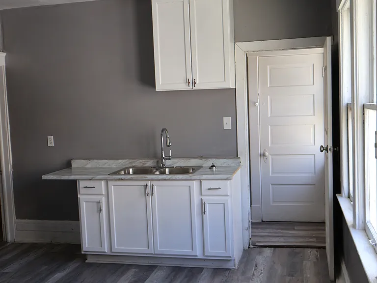 6812 Whitney Ave #2 — Photo 17