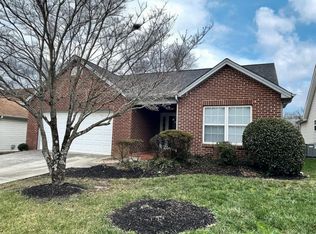 251 Eaton Village Trce, Lenoir City, TN 37771