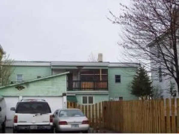 433 Cartier St, Manchester, NH 03102