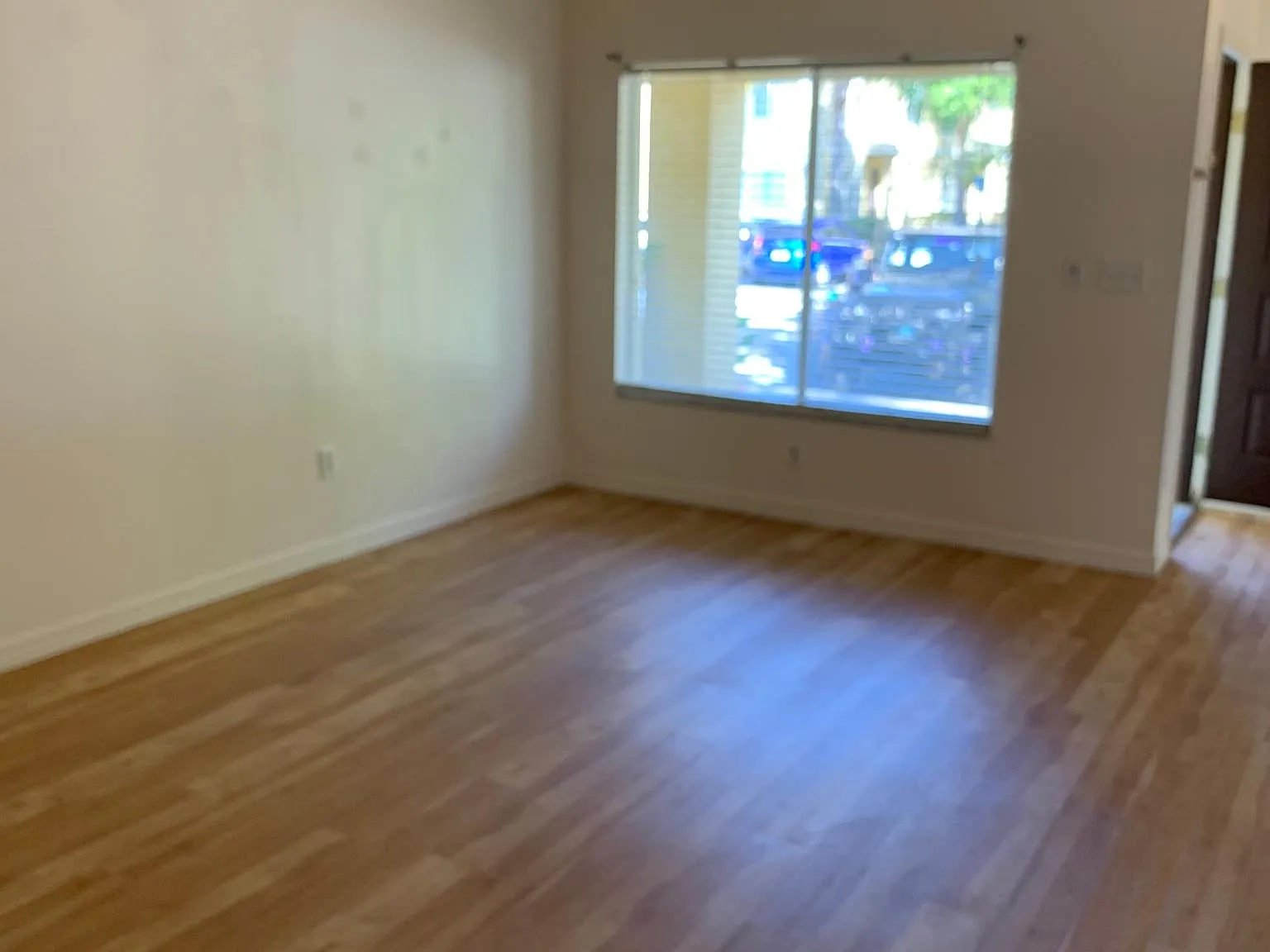 2 bed, 2.5 bath, 1448 sqft, $1,650 — Photo 2