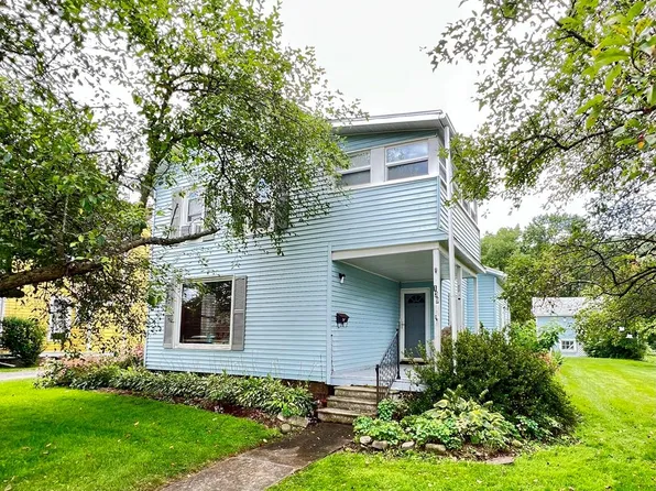 139 N Elmira St, Athens, PA 18810