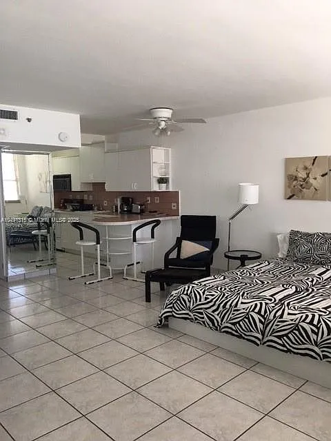 100 Lincoln Rd #1236