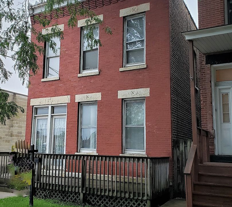 2nd image of 2346 W Altgeld St