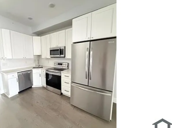 1306 N Marshall St #3, Philadelphia, PA 19122