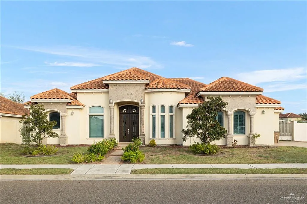 4 bed, 4.5 bath, 2658 sqft, $2,500 — Photo 1