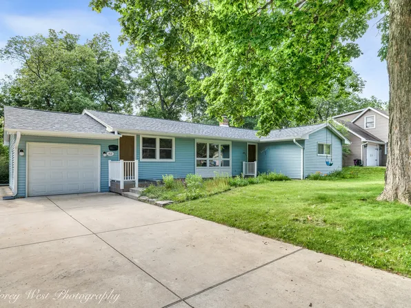 153 Terrace Dr, Dekalb, IL 60115
