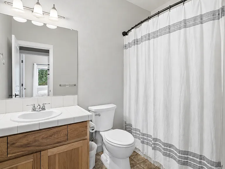 17318 SW Galewood Dr — Photo 14