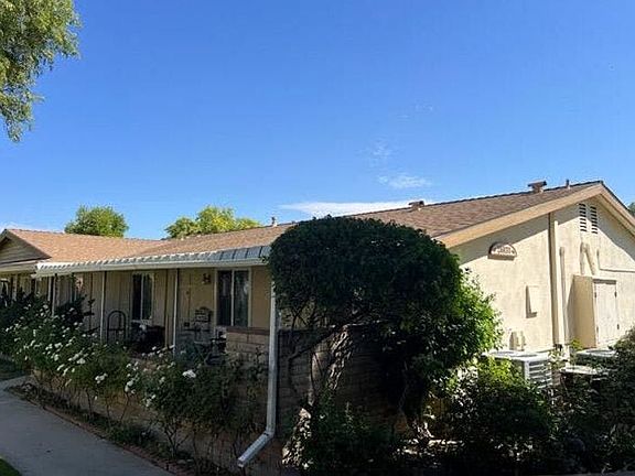 2nd image of 26833 Avenue Of The Oaks Unit A