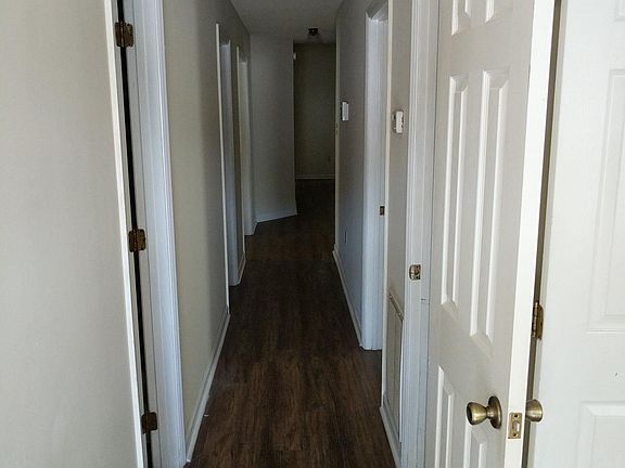 2nd image of 5 Pinedale Cir