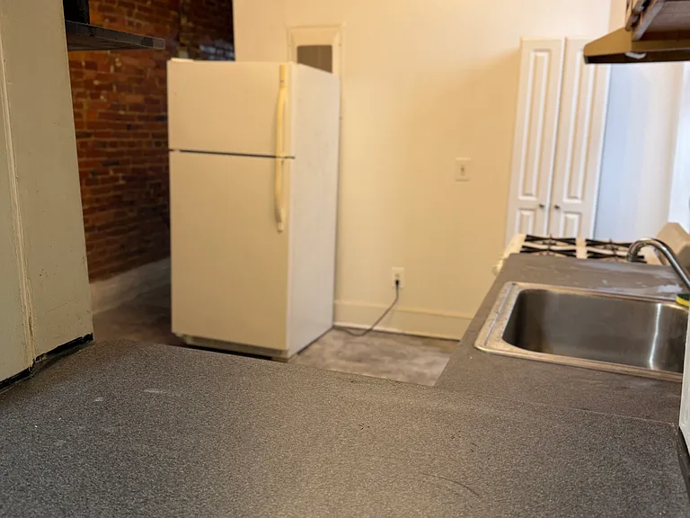 3103 N Calvert St — Photo 21