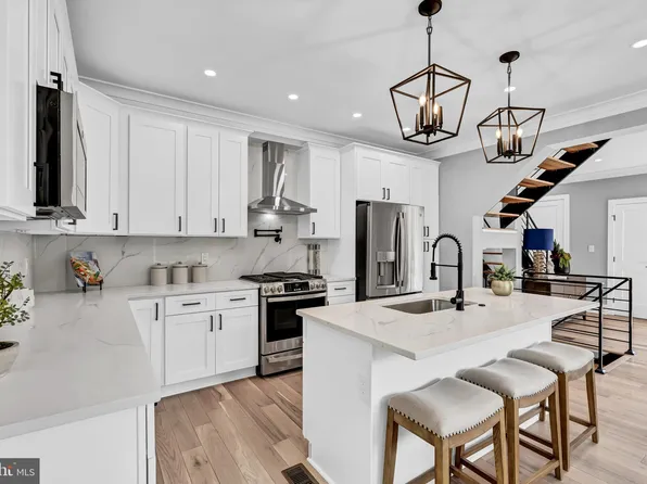 4926 Sheriff Rd NE, Washington, DC 20019