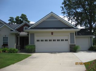 3385 Maple Greens Dr, Saugatuck, MI 49453