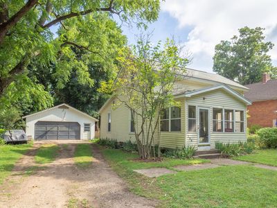 206 Cora St, Allegan, MI, 49010