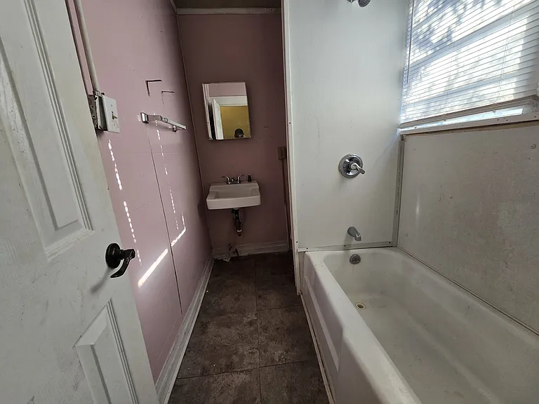 3943 Blossfield Ave — Photo 21