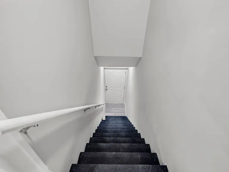 3223 Minnesota Ave #2F — Photo 4