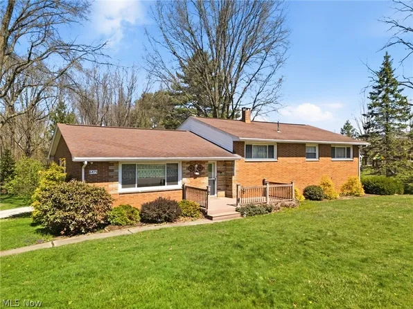 6475 15th St NE, East Canton, OH 44730