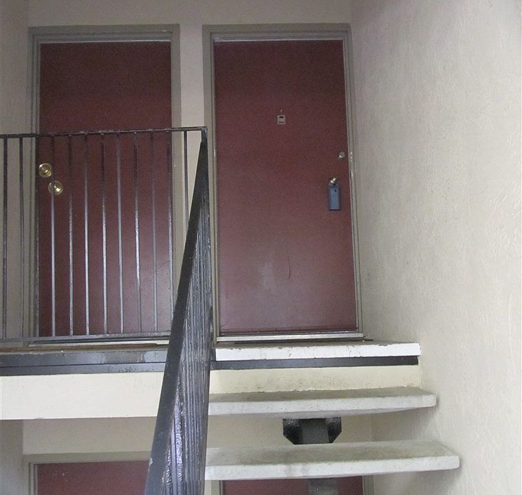 1st image of 2716 Oak Rd APT 97