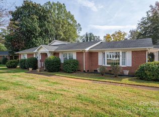 102 Stowe Rd, Belmont, NC 28012