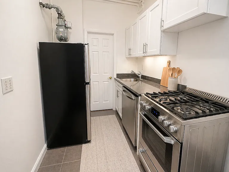2509 Adam Clayton Powell Jr Blvd #21 — Photo 5