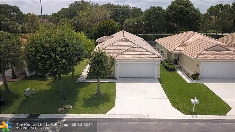 1st image of 6388 Willoughby Cir