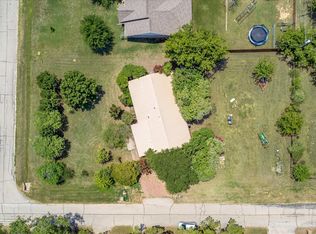 304 Oak Dr, Argyle, TX 76226