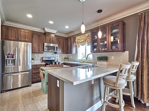 5th image of 4434 Rockland Pl