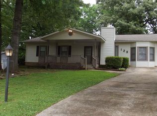 129 Adrian Dr, Stockbridge, GA