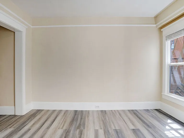 621 Taylor St — Photo 13