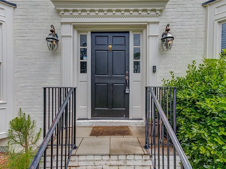 153 Lantern Ridge Ct — Photo 3