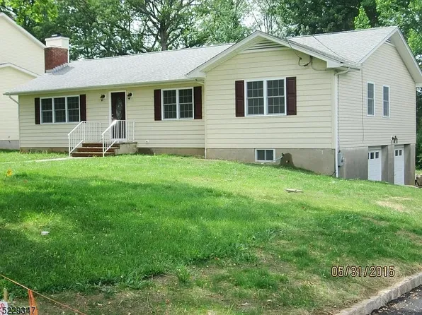 32 Legion Pl, Hanover Twp., NJ 07981