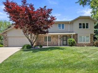8206 41st Ave, Kenosha, WI 53142