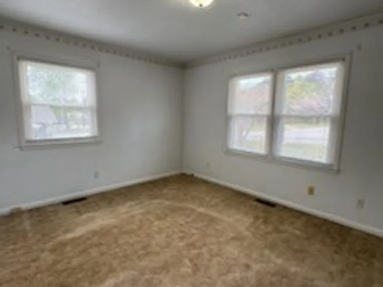 338 Summer Hill Rd — Photo 15