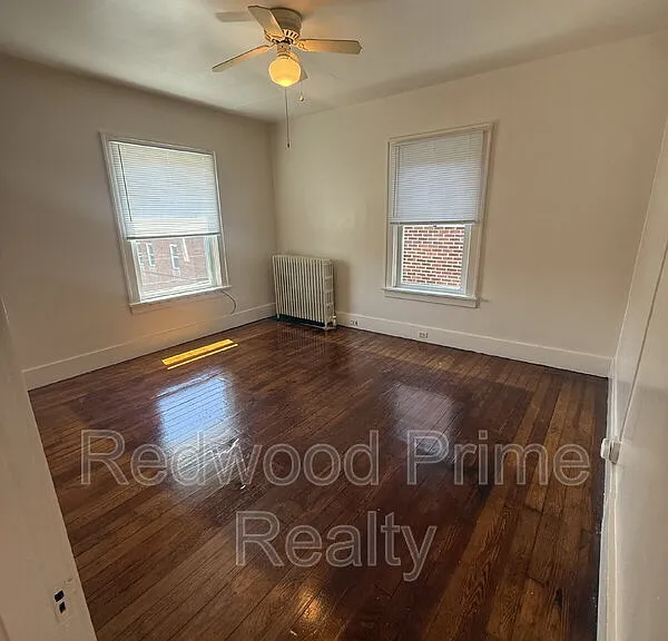 110 Lloyd St #5 — Photo 14