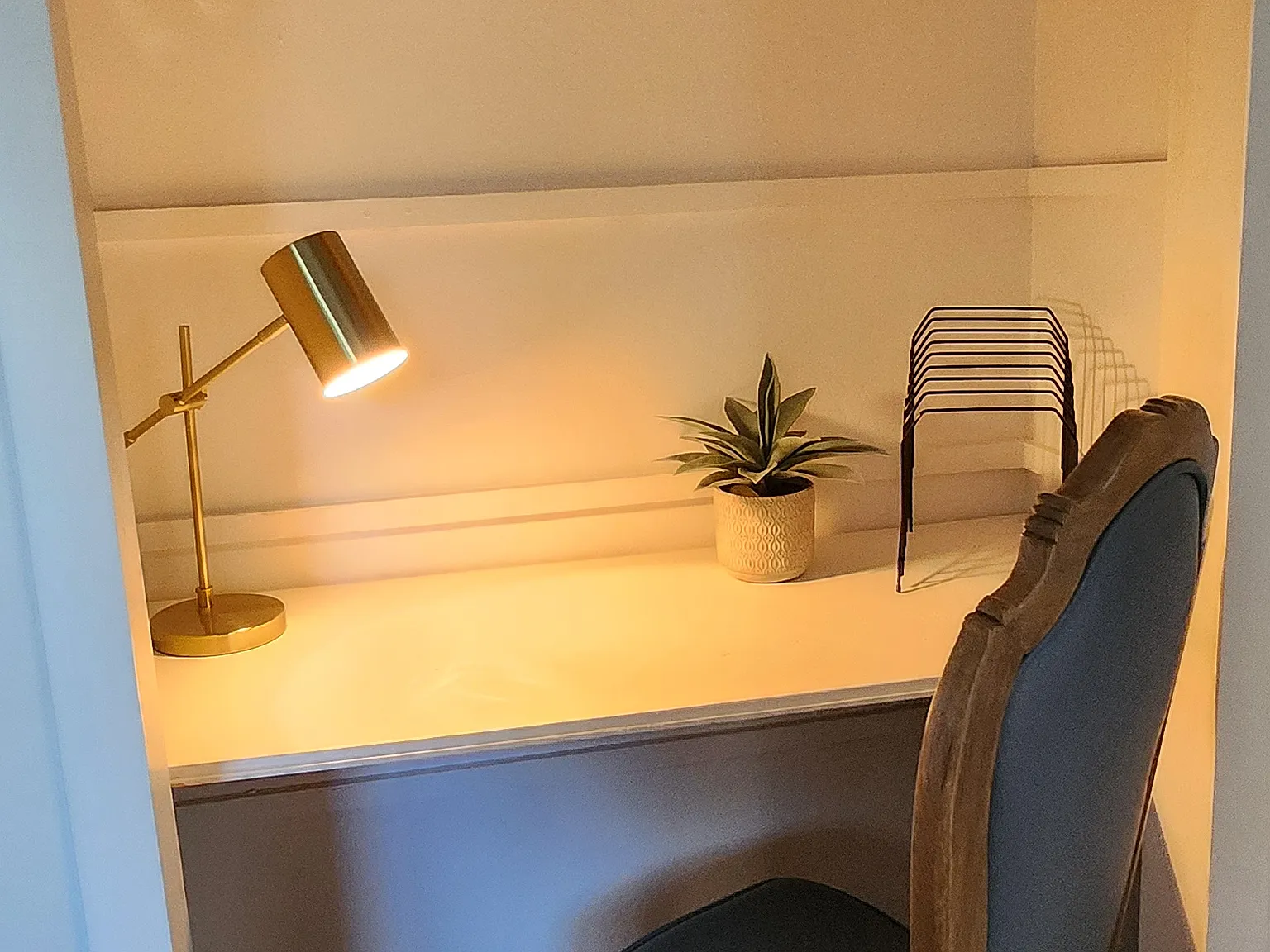 1 bed, 2045 sqft, $850 — Photo 2