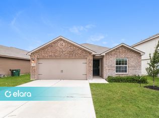 313 Sunnymeade Ln, Jarrell, TX 76537