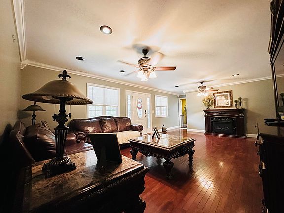 4th image of 174 Collins Gibson Rd