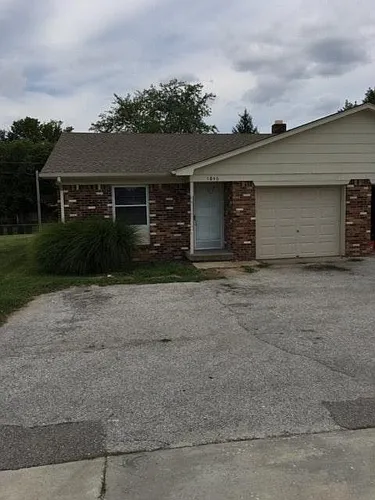 1846 State Road 135 #135 Photo 1
