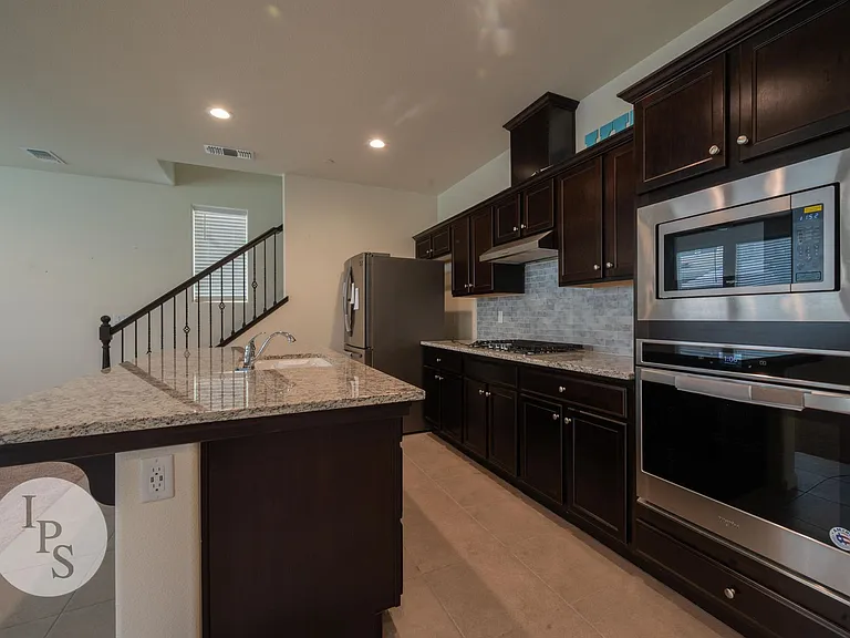 6052 E Bishop Ln — Photo 7