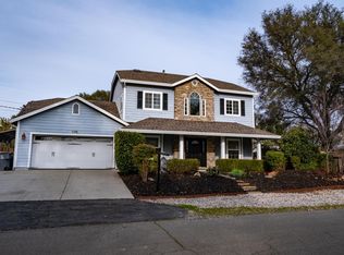 5569 Saunders Ave, Loomis, CA