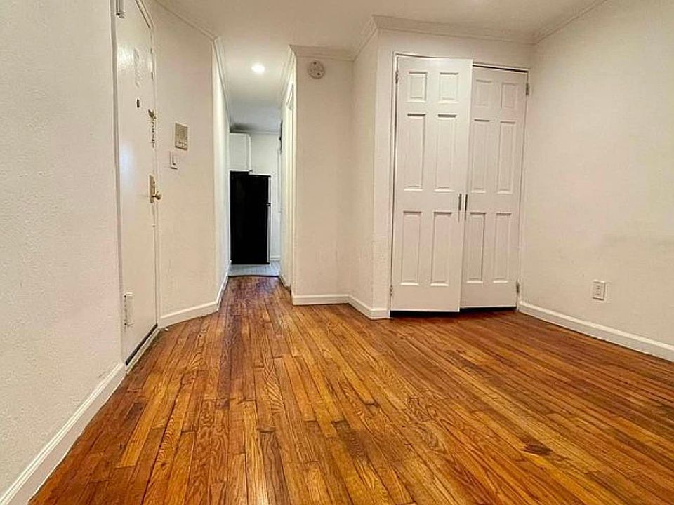 2nd image of 184 Avenue A APT 1A